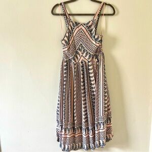 Women’s EVERLY blue and off white midi dress with straps and pockets size small